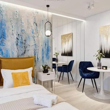 Government Deluxe Studio By Magic Apartments Bucareste Exterior foto