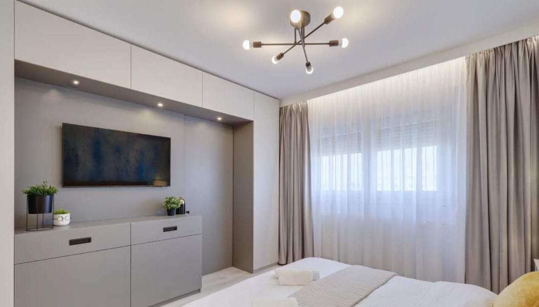 Government Deluxe Studio By Magic Apartments Bucareste Exterior foto