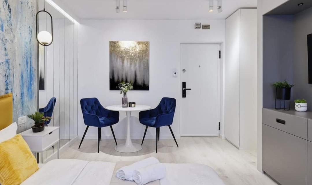 Government Deluxe Studio By Magic Apartments Bucareste Exterior foto